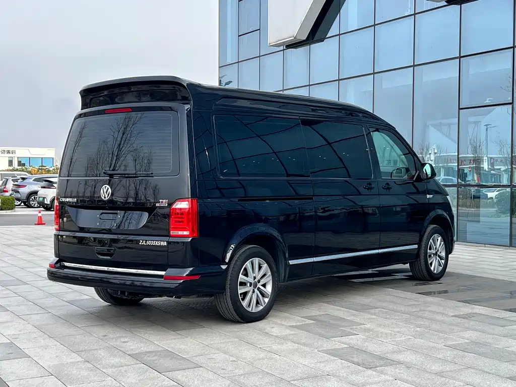 Volkswagen Caravelle — фото 6