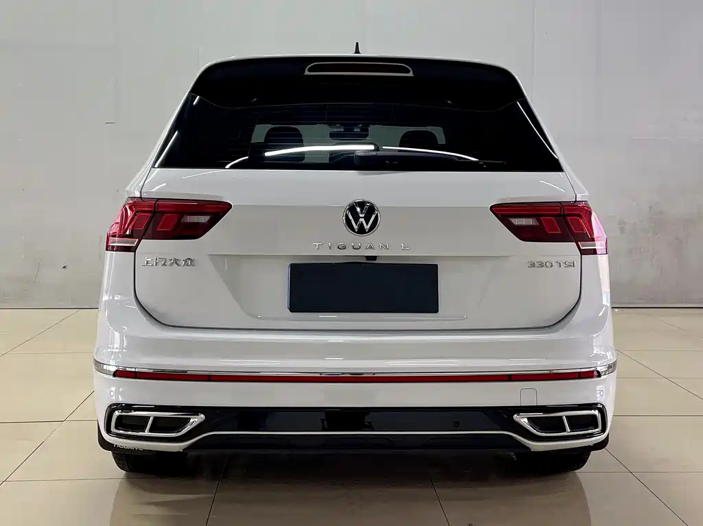 Volkswagen Tiguan L — фото 7