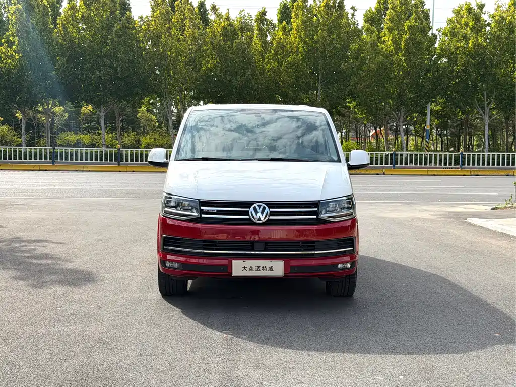 Volkswagen Multivan — фото 2