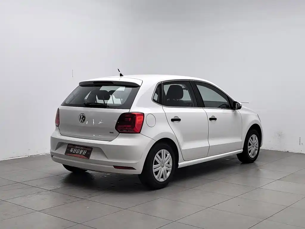 Volkswagen Polo — фото 2