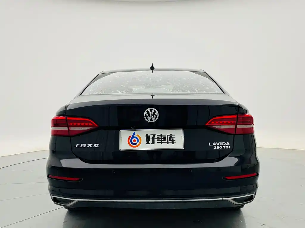 Volkswagen Lavida — фото 6