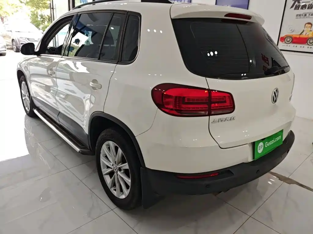 Volkswagen Tiguan — фото 5