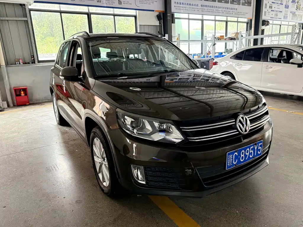 Volkswagen Tiguan — фото 3