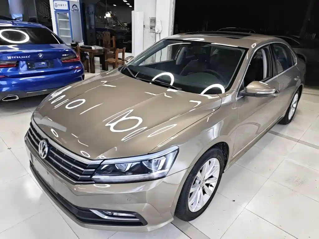 Volkswagen Passat — фото 2