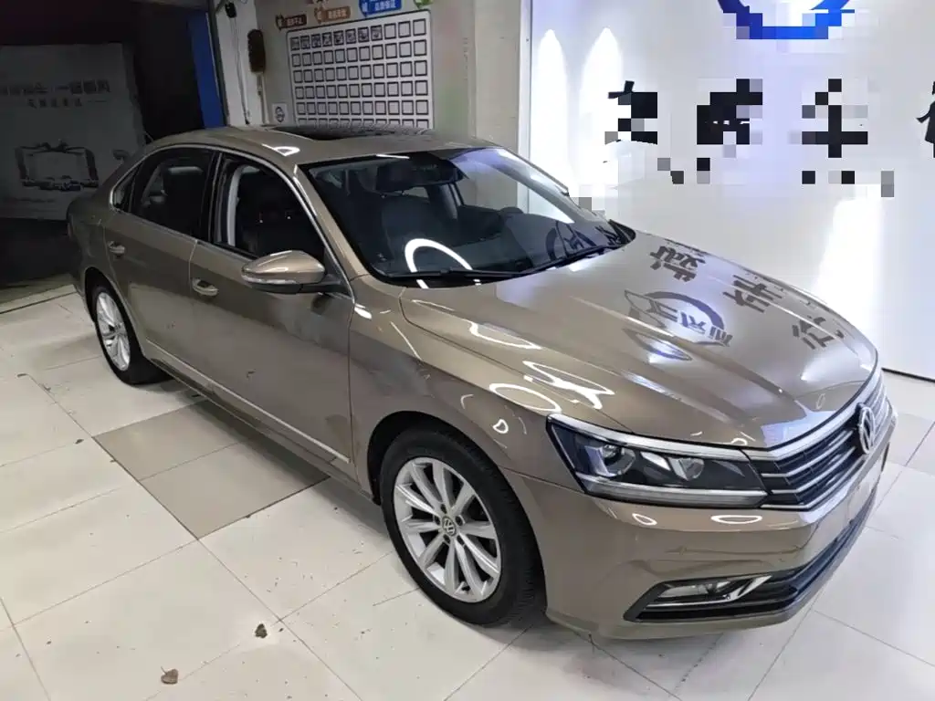 Volkswagen Passat — фото 4