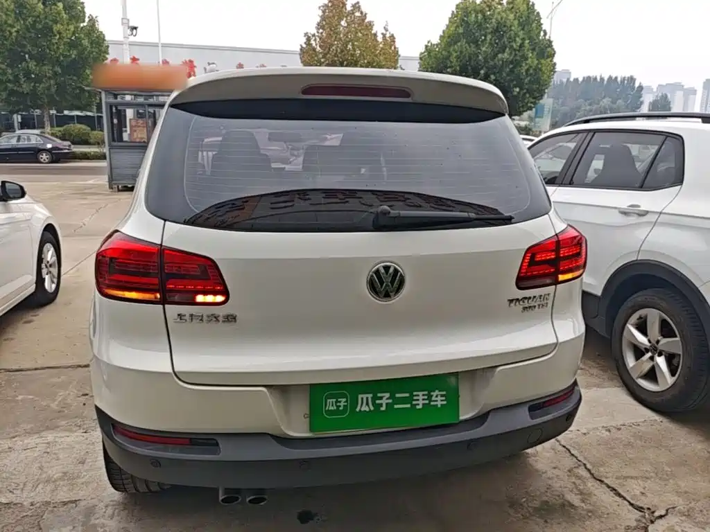 Volkswagen Tiguan — фото 6