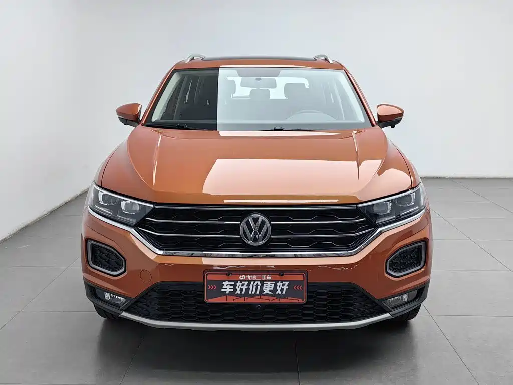 Volkswagen T-Roc — фото 3