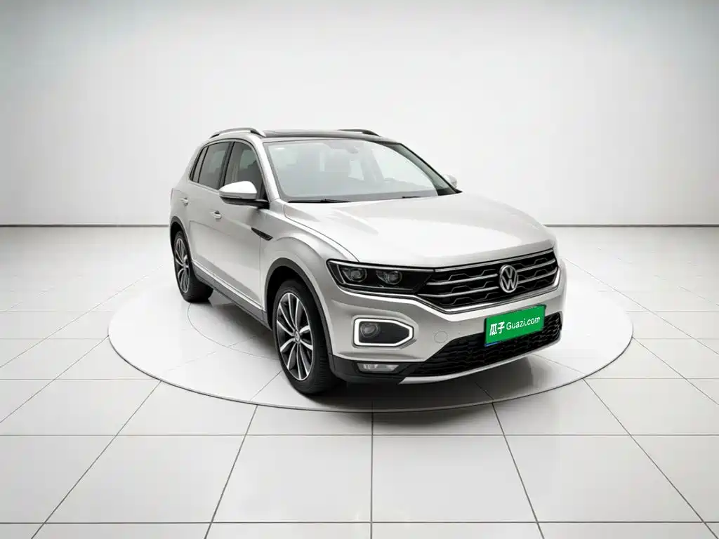 Volkswagen T-Roc — фото 3