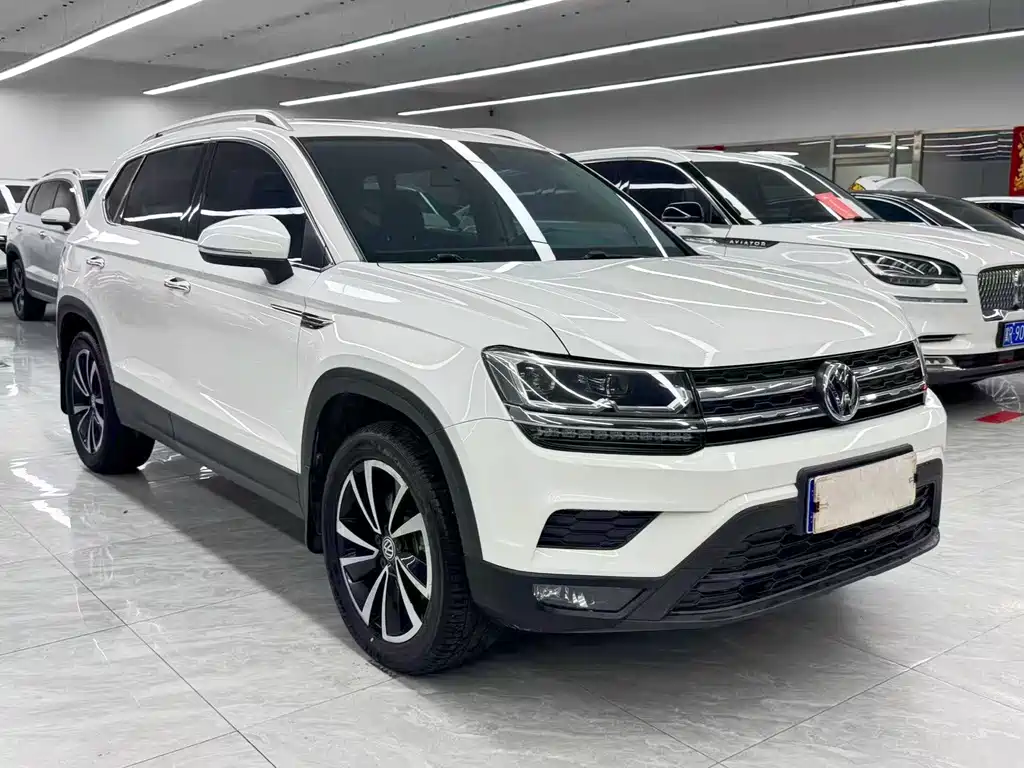 Volkswagen Tharu — фото 3