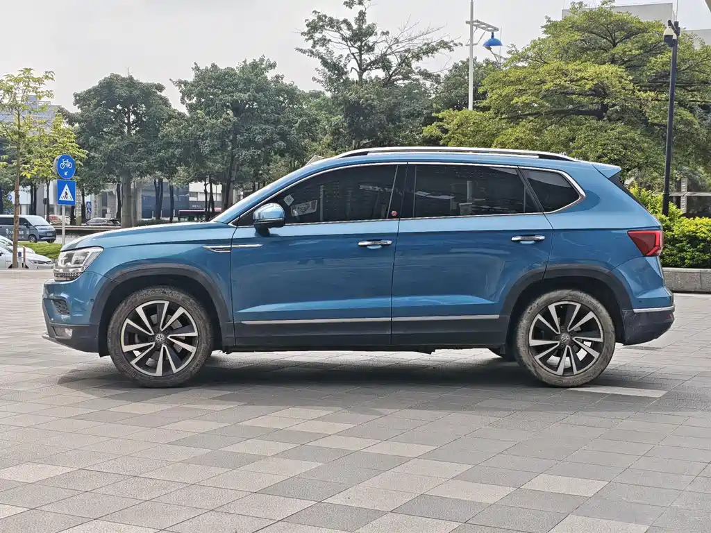 Volkswagen Tharu — фото 9