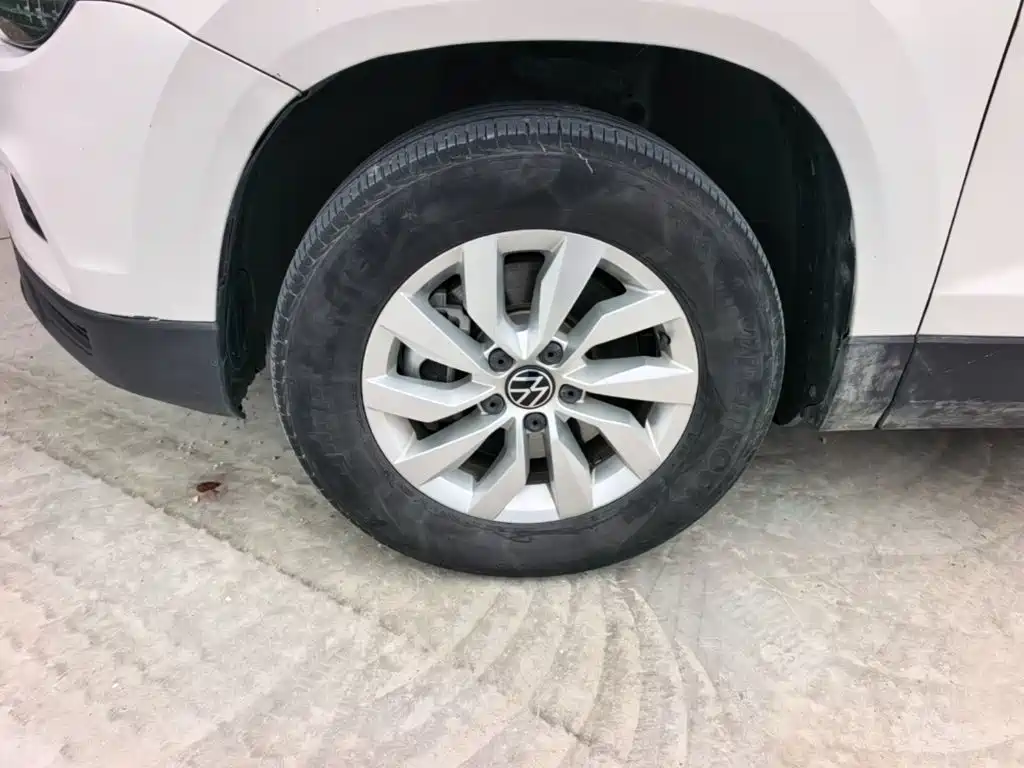 Volkswagen Tharu — фото 23