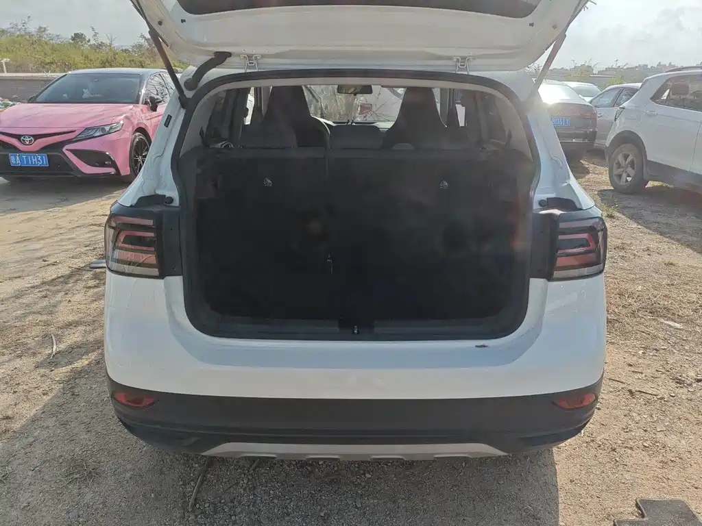 Volkswagen T-Cross — фото 6