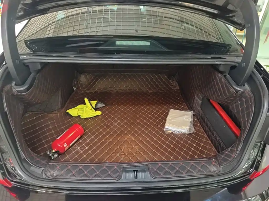 Volkswagen Passat — фото 19