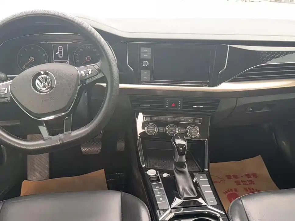 Volkswagen Passat — фото 4