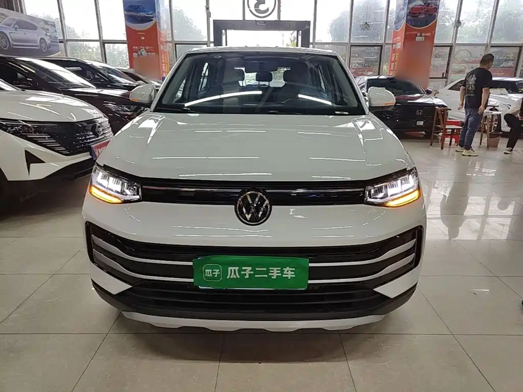 Volkswagen Tharu — фото 3