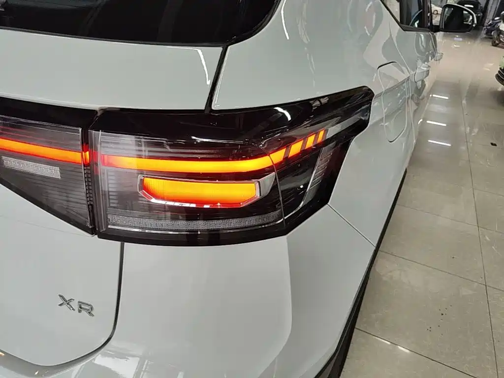 Volkswagen Tharu — фото 8