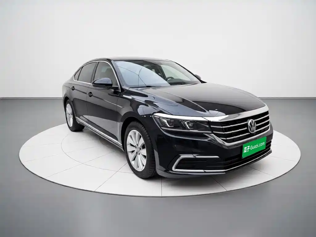 Volkswagen Passat — фото 3