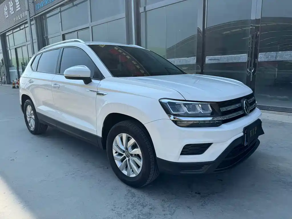 Volkswagen Tharu — фото 3