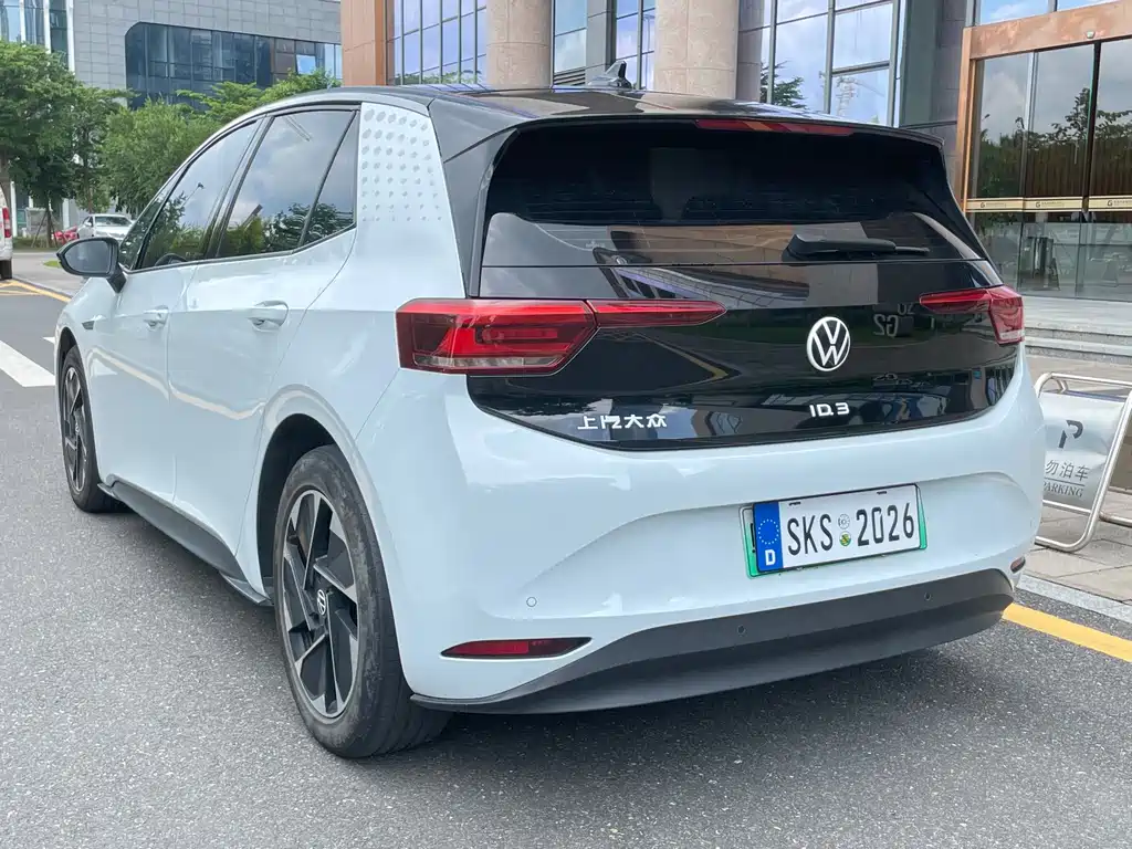 Volkswagen ID.3 — фото 4