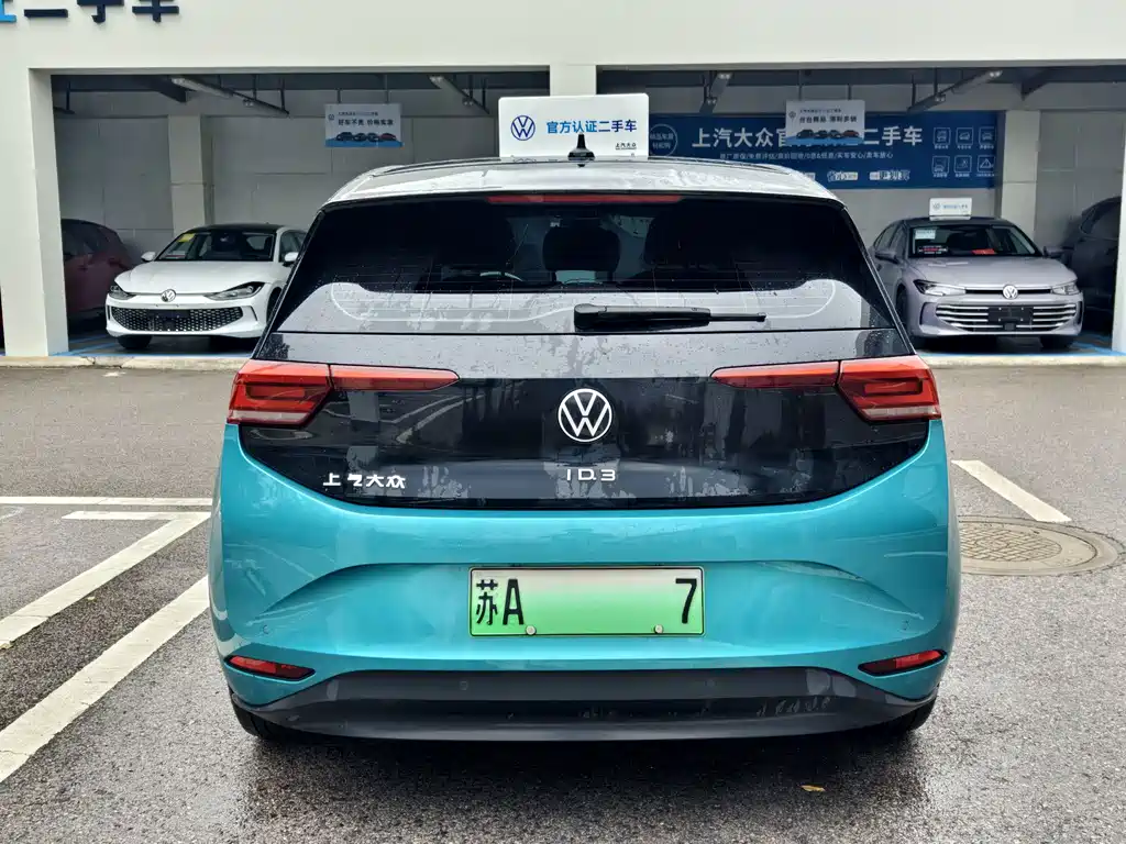 Volkswagen ID.3 — фото 4