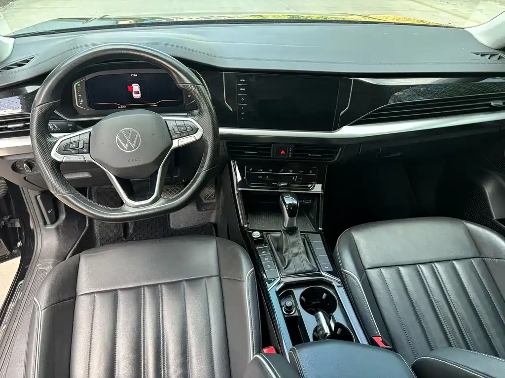 Volkswagen Passat — фото 6