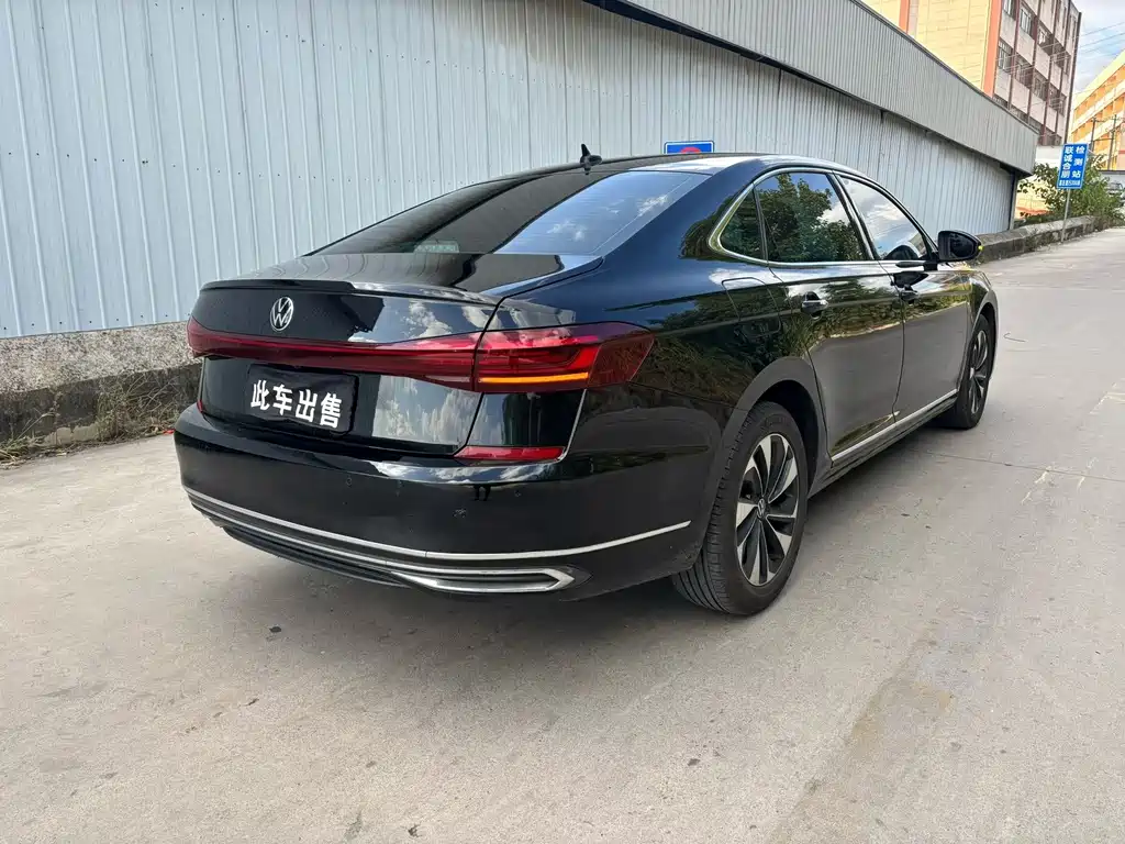 Volkswagen Passat — фото 9