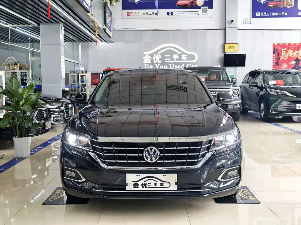 Volkswagen Passat — фото 2