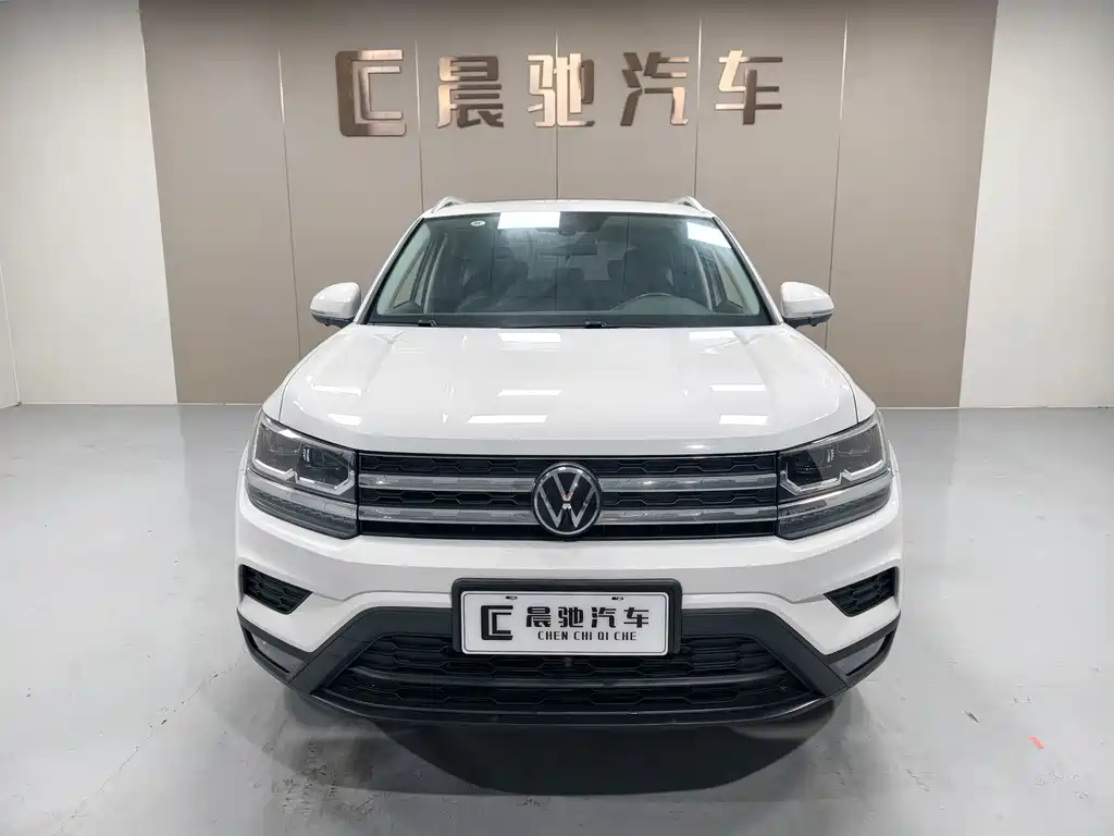 Volkswagen Tharu — фото 2