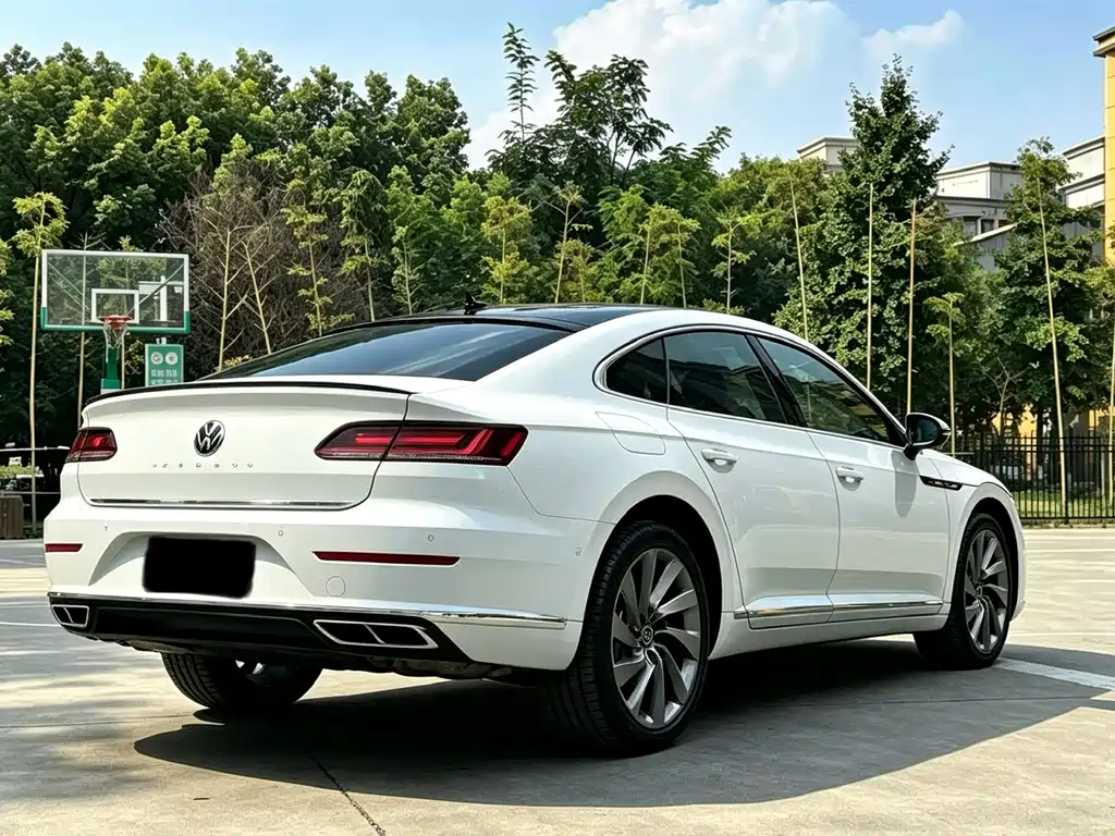 Volkswagen CC — фото 10