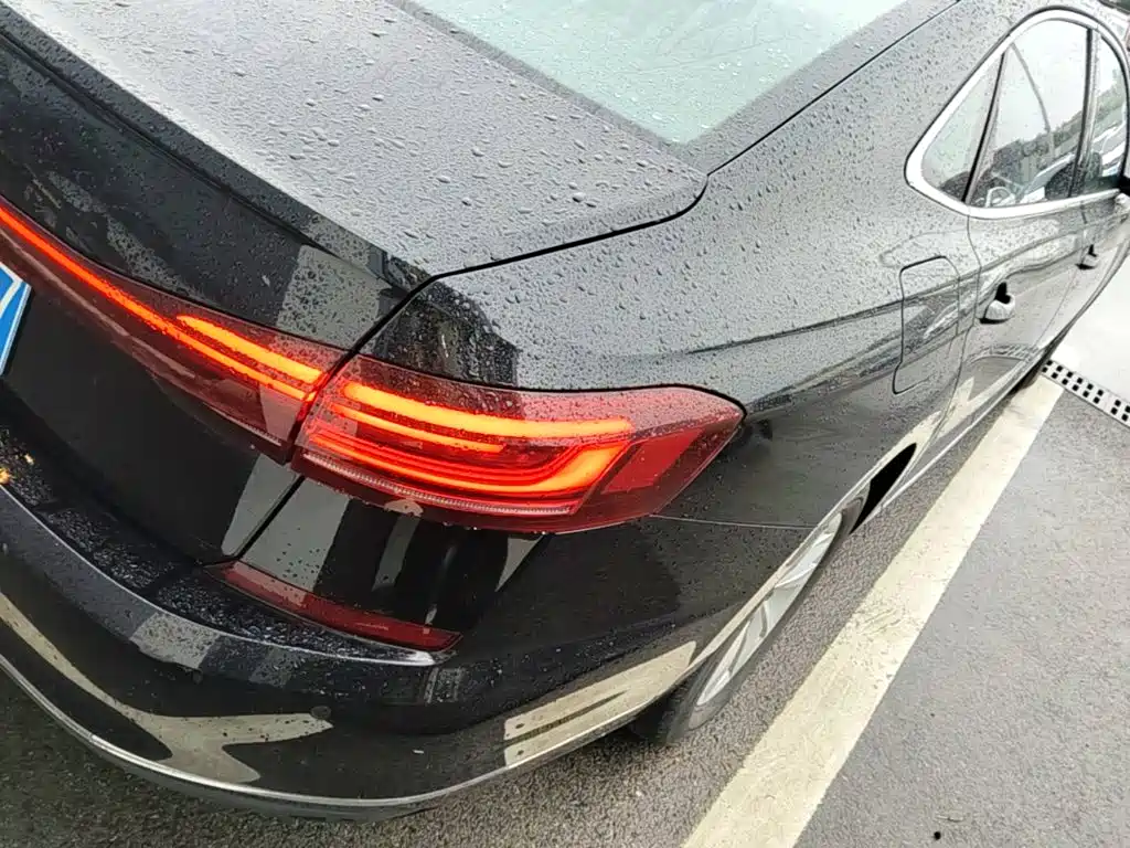 Volkswagen Passat — фото 8