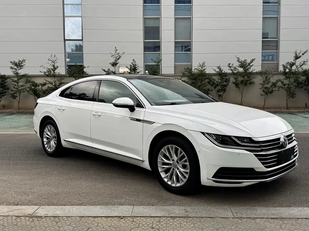 Volkswagen CC — фото 3