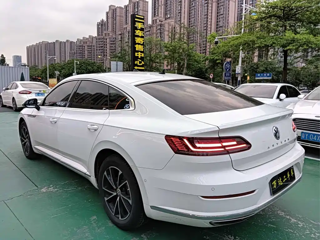 Volkswagen CC — фото 4