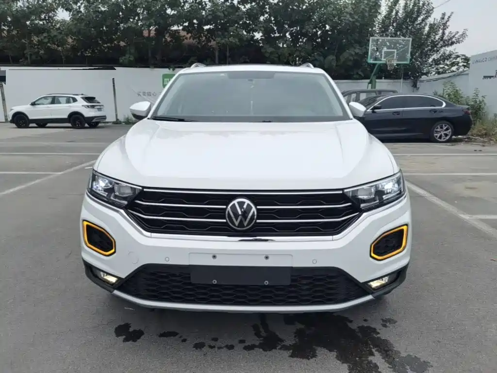 Volkswagen T-Roc — фото 3