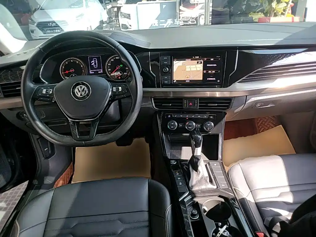 Volkswagen Passat — фото 10