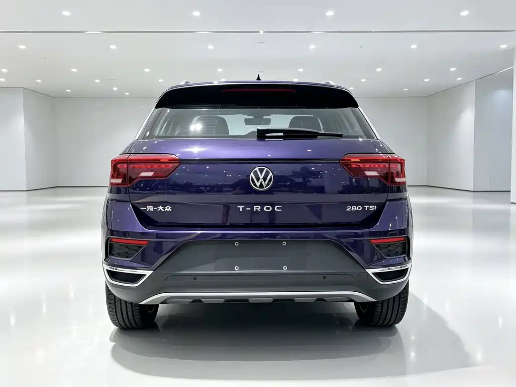 Volkswagen T-Roc — фото 3
