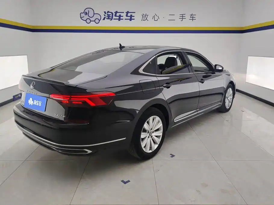 Volkswagen Passat — фото 3