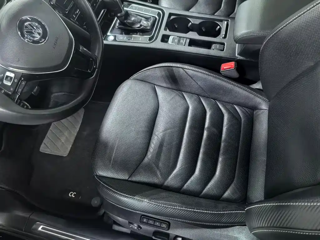 Volkswagen CC — фото 4