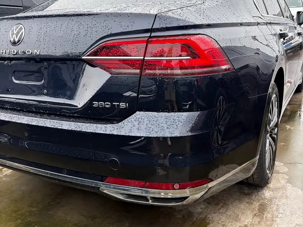 Volkswagen Phideon — фото 20