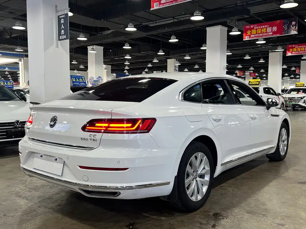 Volkswagen CC — фото 5
