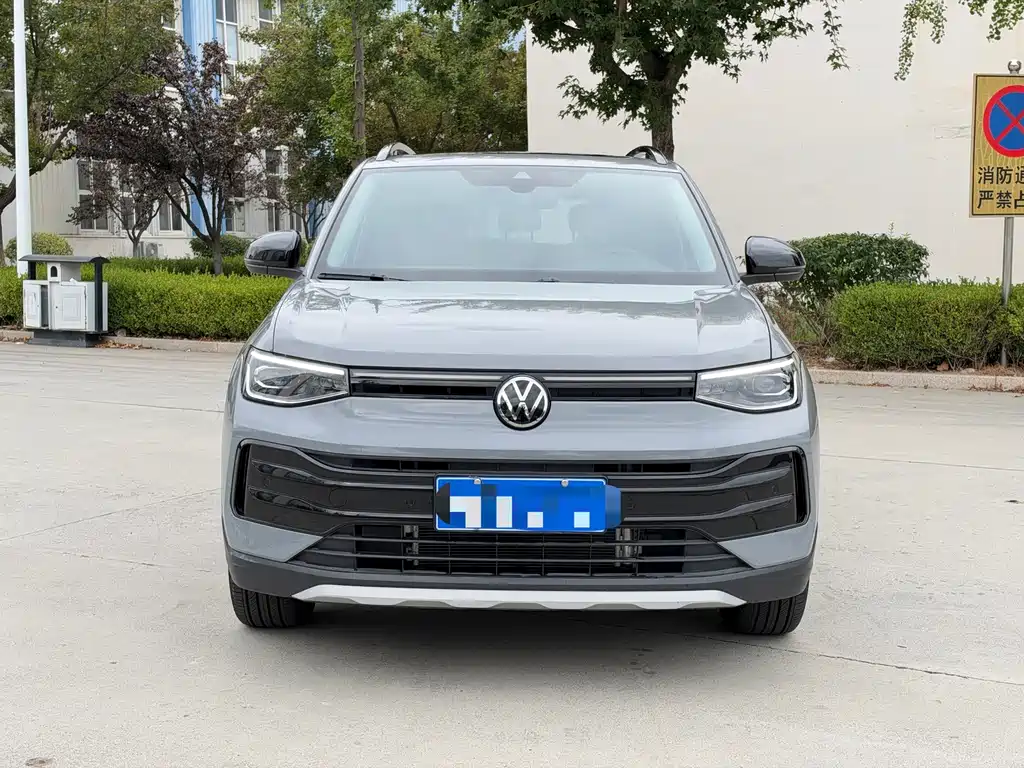 Volkswagen Tharu — фото 2
