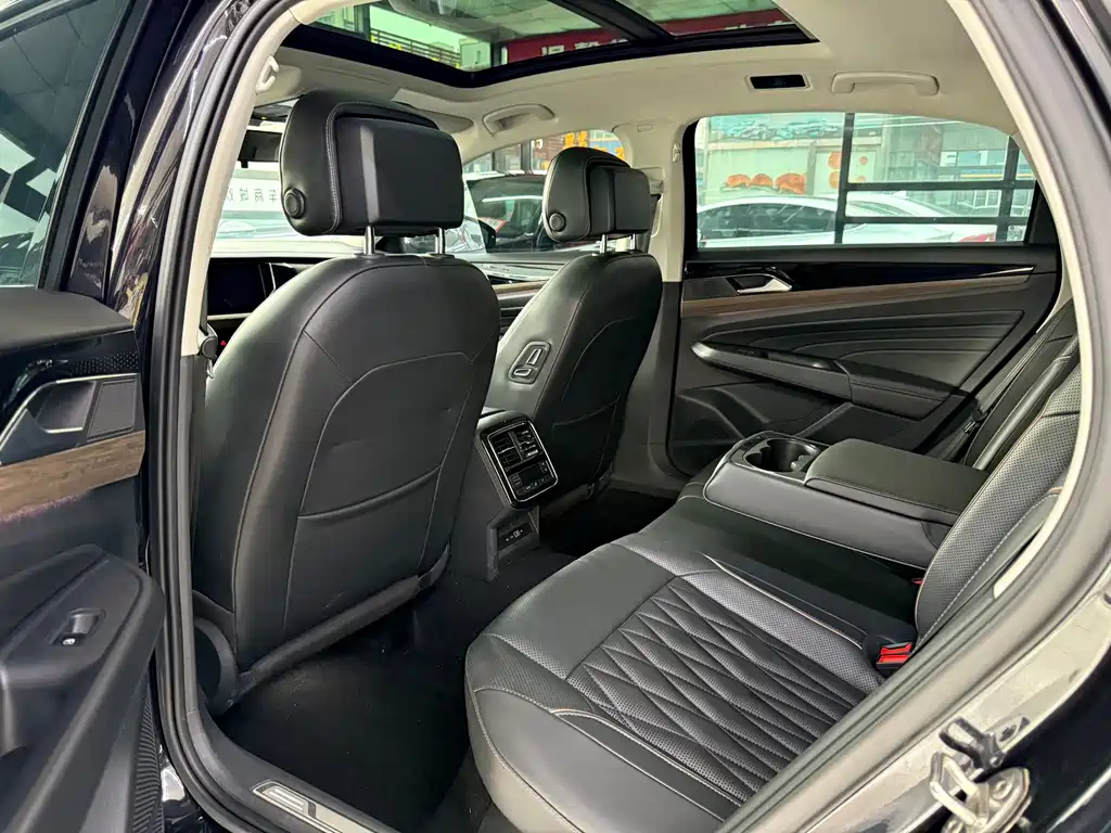 Volkswagen Passat — фото 6
