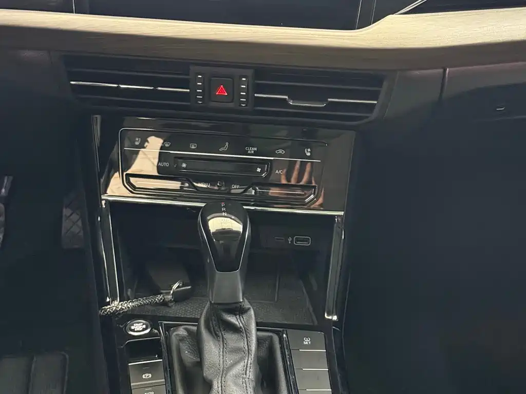 Volkswagen Passat — фото 9