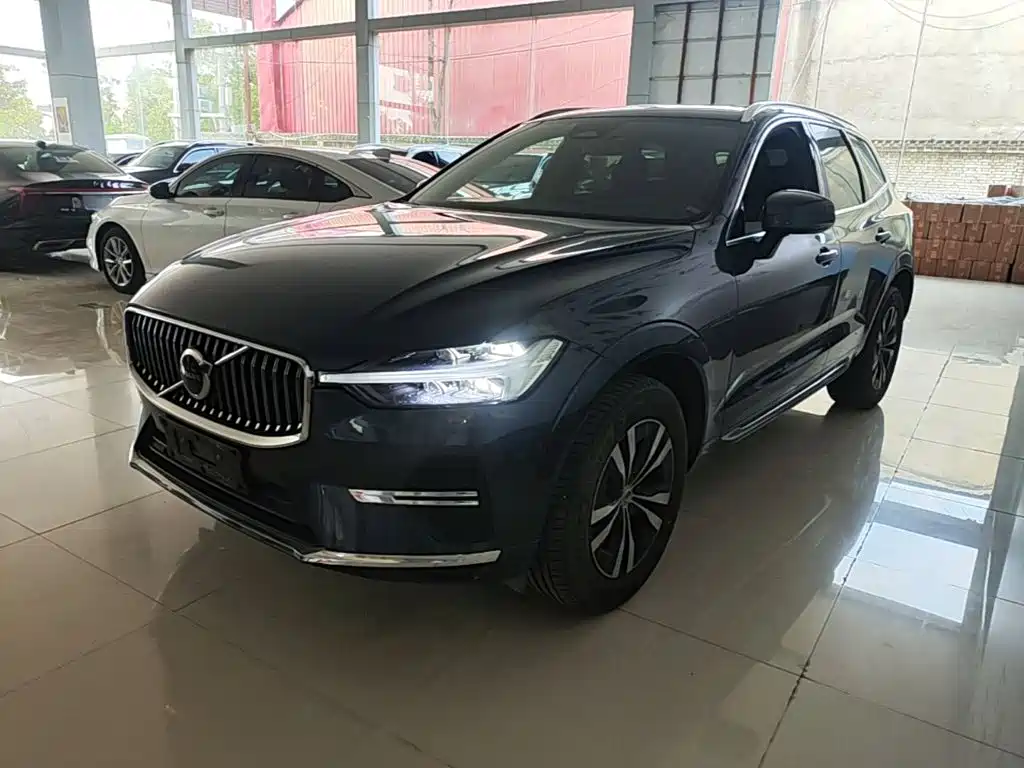 Volvo XC60 — фото 2