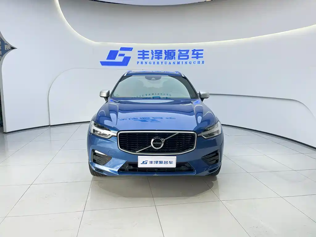 Volvo XC60 — фото 3