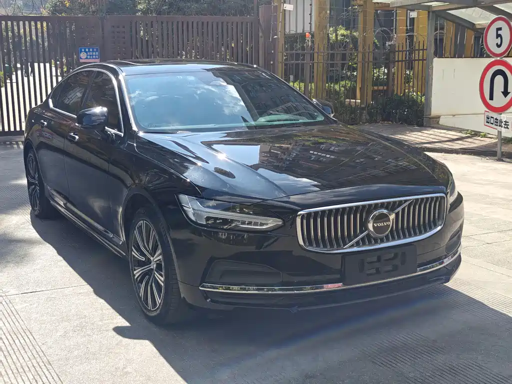 Volvo S90 — фото 3