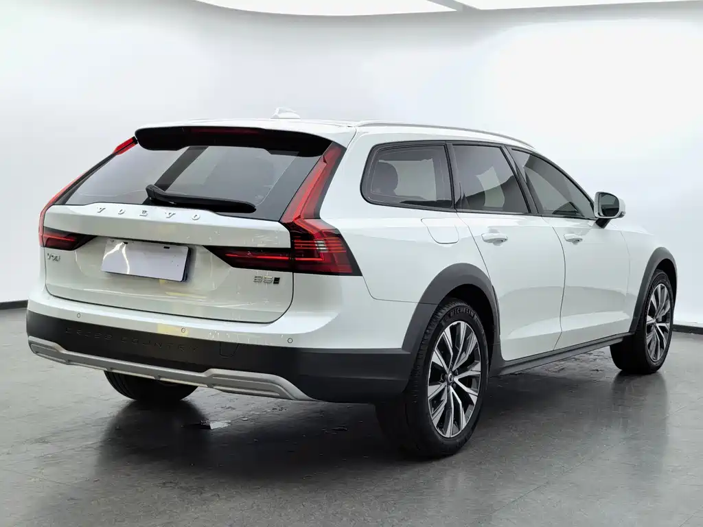 Volvo V90 — фото 4