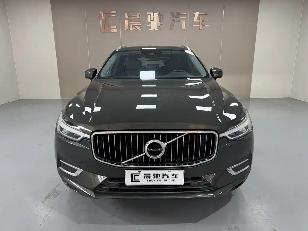 Volvo XC60 — фото 2