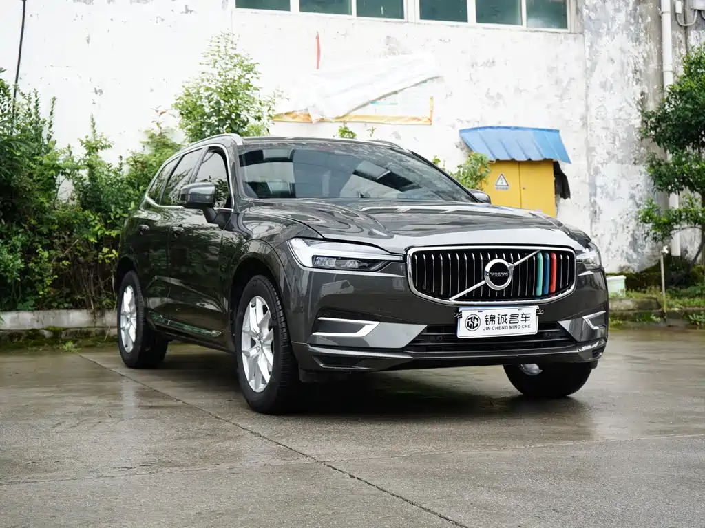 Volvo XC60 — фото 3