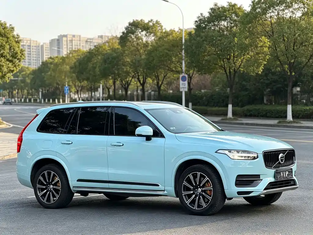 Volvo XC90 PHEV — фото 3