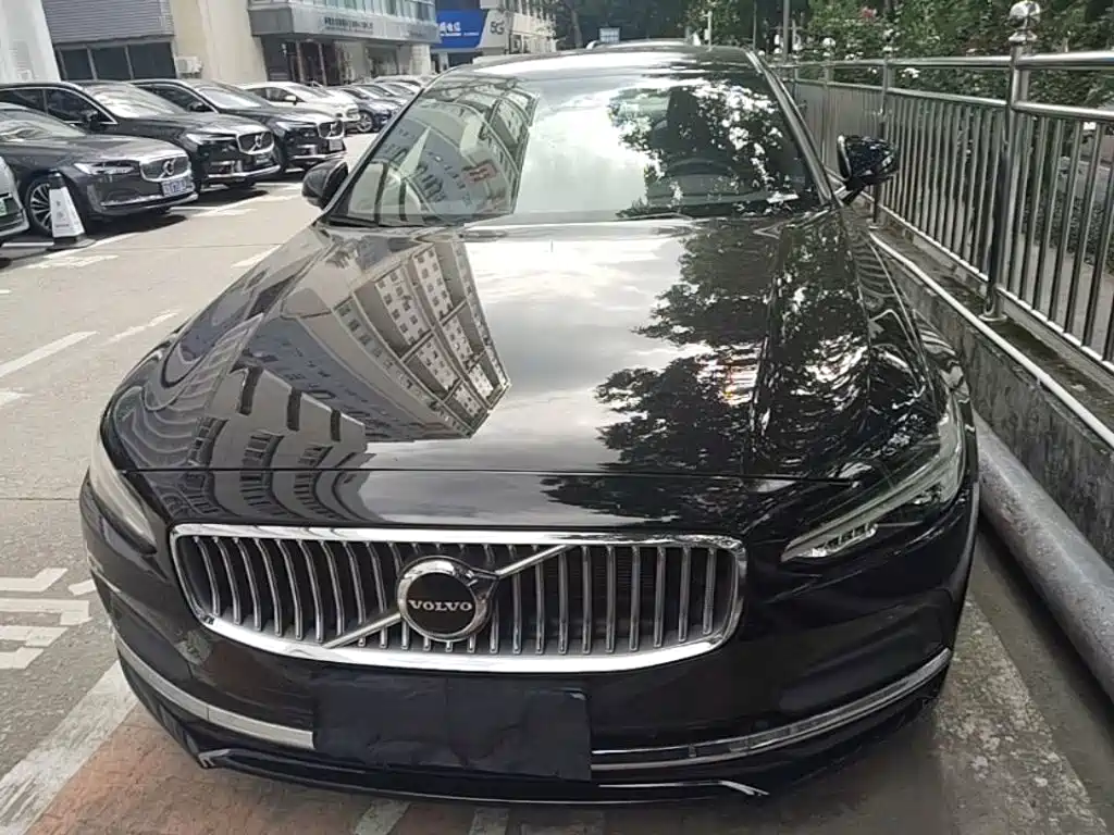 Volvo S90 — фото 3